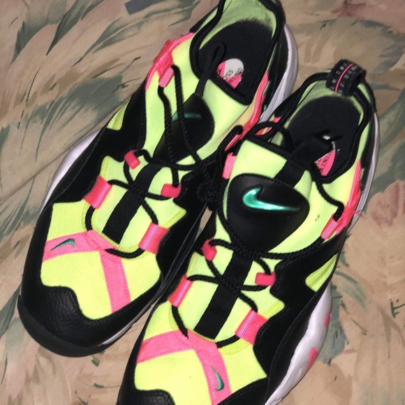 Nike Cross Trainers - Picture 2 of 2